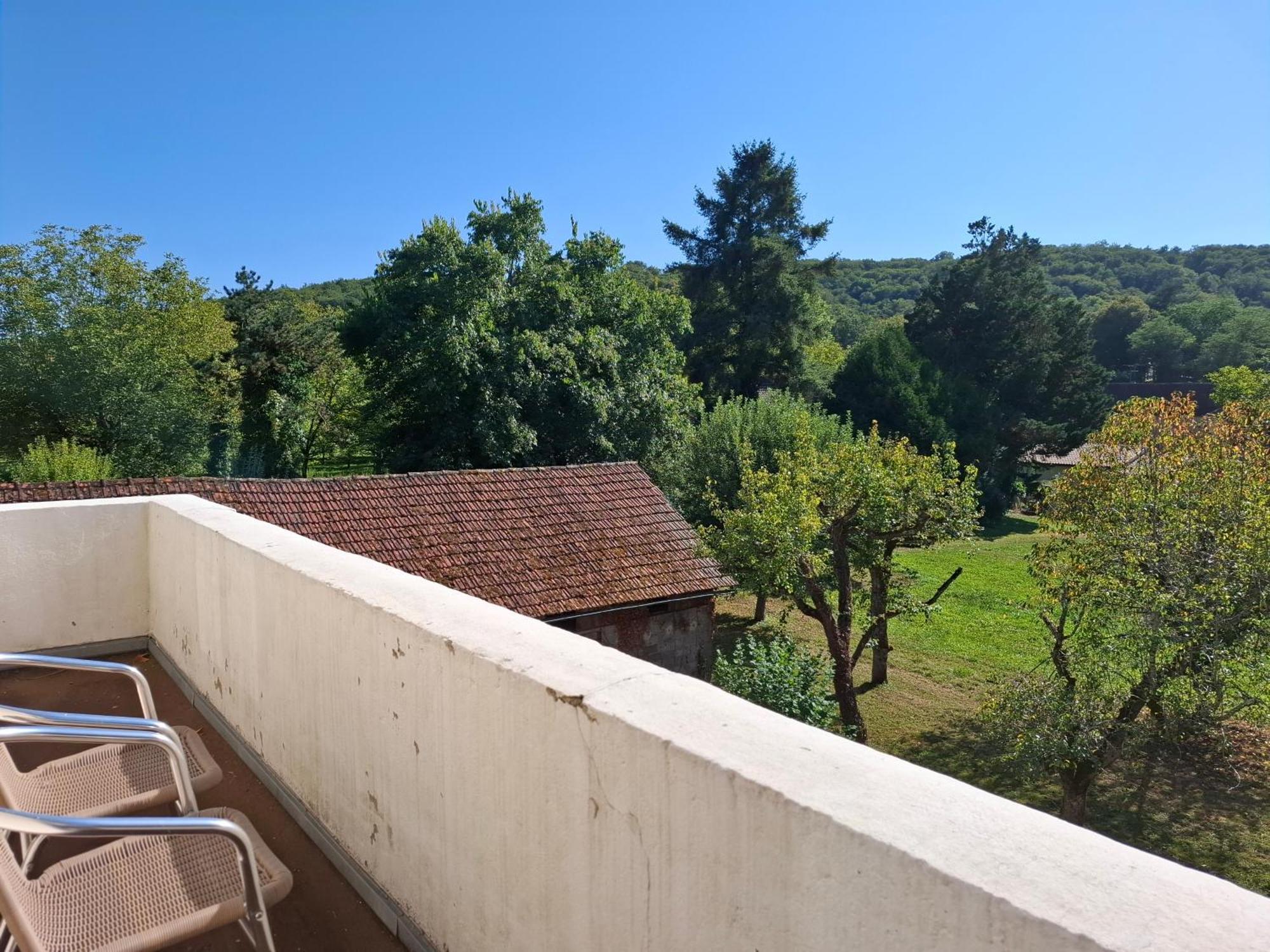 Hotel Du Pont Et Restaurant A Grolejac Luaran gambar