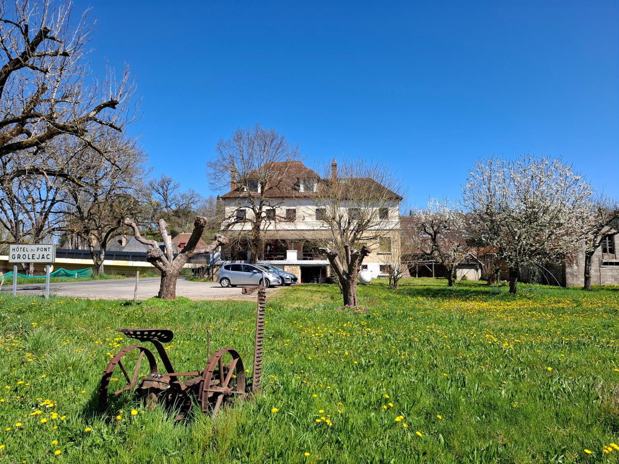 Hotel Du Pont Et Restaurant A Grolejac Luaran gambar
